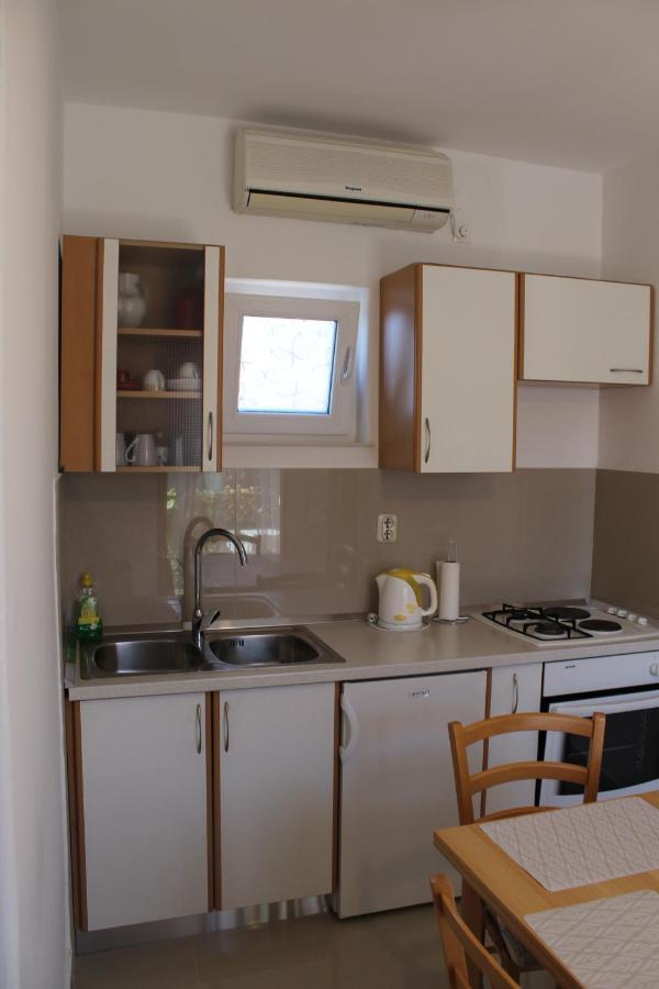 Apartments Kekel ビオグラード・ナ・モル エクステリア 写真