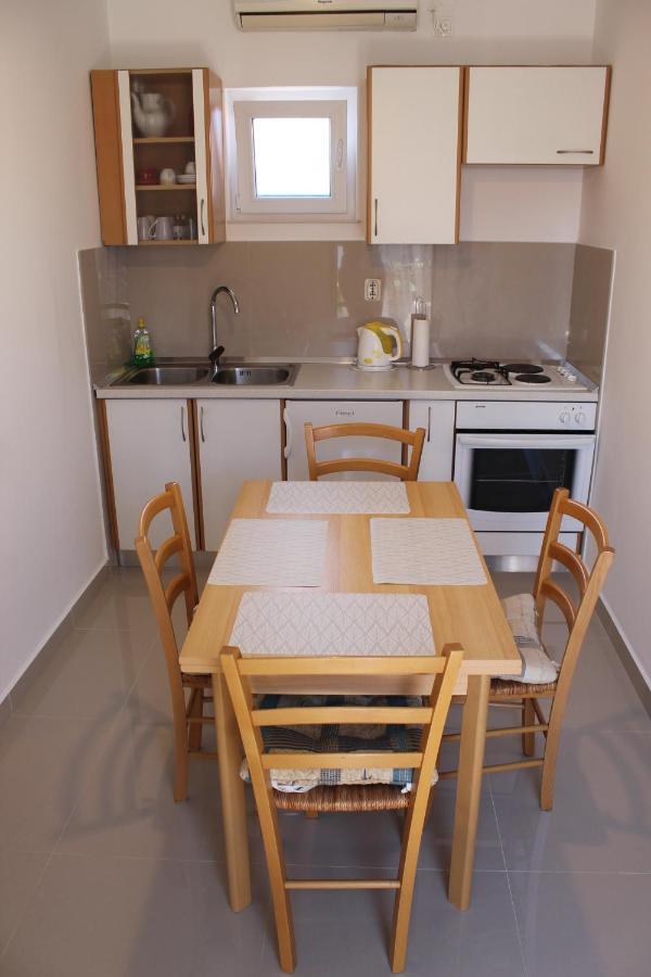 Apartments Kekel ビオグラード・ナ・モル エクステリア 写真