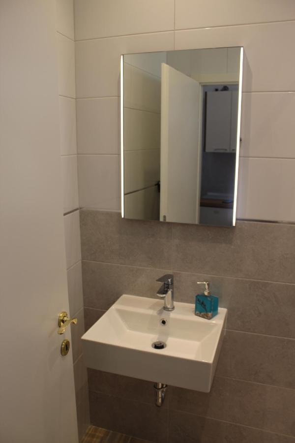 Apartments Kekel ビオグラード・ナ・モル エクステリア 写真