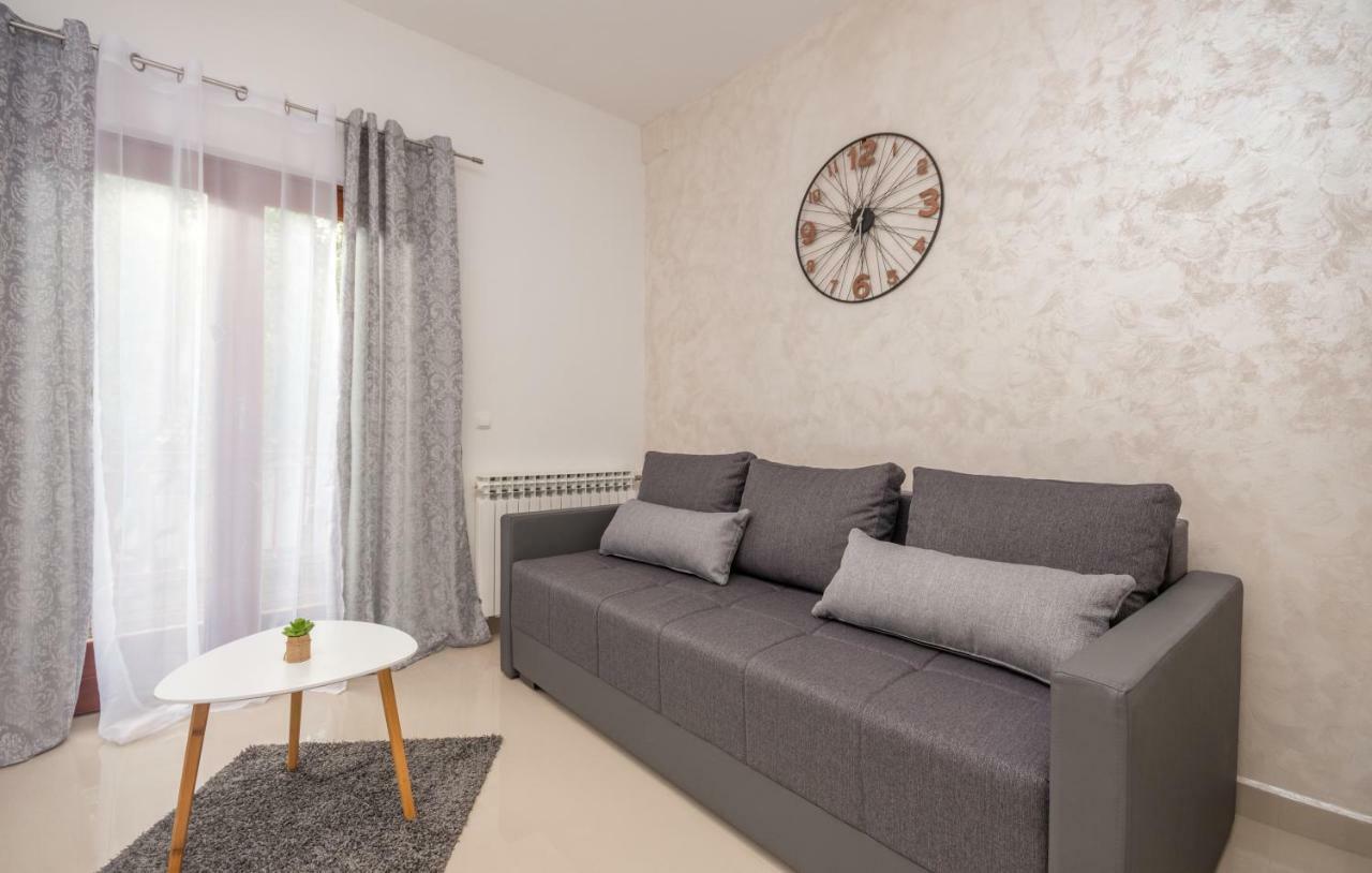 Apartments Kekel ビオグラード・ナ・モル エクステリア 写真