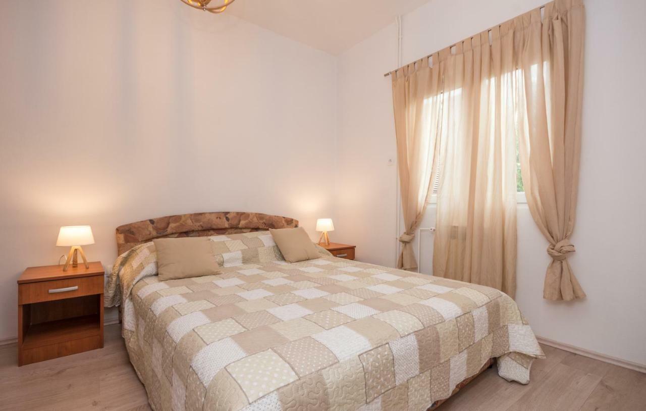 Apartments Kekel ビオグラード・ナ・モル エクステリア 写真