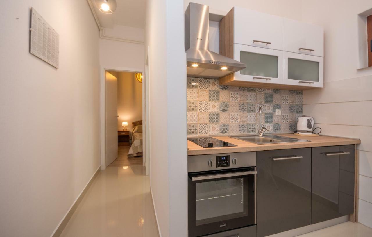 Apartments Kekel ビオグラード・ナ・モル エクステリア 写真